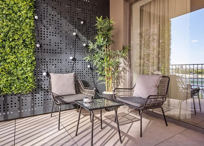 Awesome Deluxe Apartment *