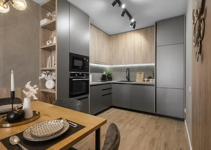 Awesome Deluxe Bucharest