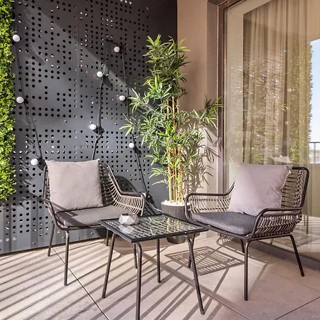 Awesome Deluxe Apartment *