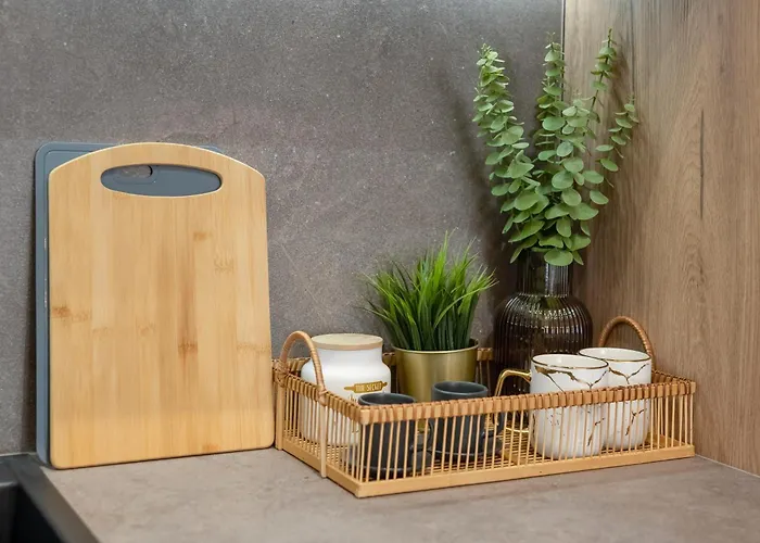 Апартаменти Awesome Deluxe *